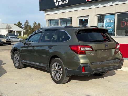 Used 2019 Subaru Outback 3.6R Touring image 4