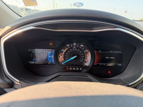 Used 2019 Ford Fusion SEL FWD image 18