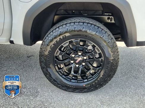 New 2026 GMC Canyon Elevation AWD/4WD image 7