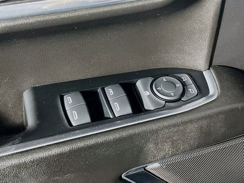 Used 2023 GMC Sierra 1500 Elevation image 15