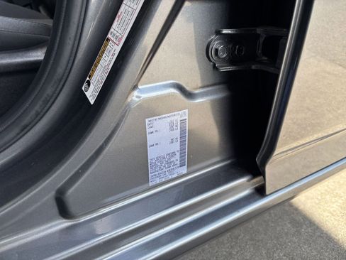 Used 2025 Nissan Altima 2.5 SV FWD image 30