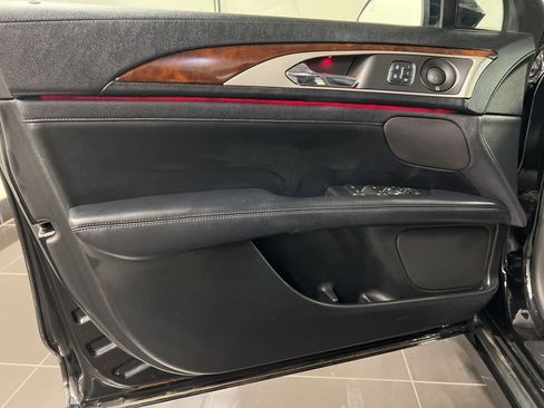 Used 2018 Lincoln MKZ Reserve w/ Technology Package image 25