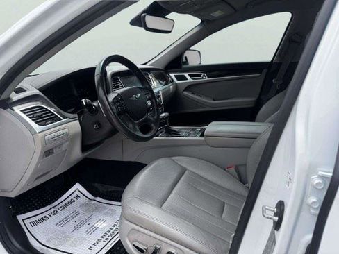 Used 2019 Genesis G80 3.8 RWD image 21
