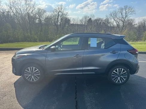 Used 2024 Nissan Kicks SR image 6