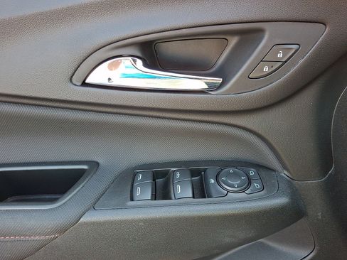 Used 2022 Chevrolet Equinox RS AWD/4WD image 12