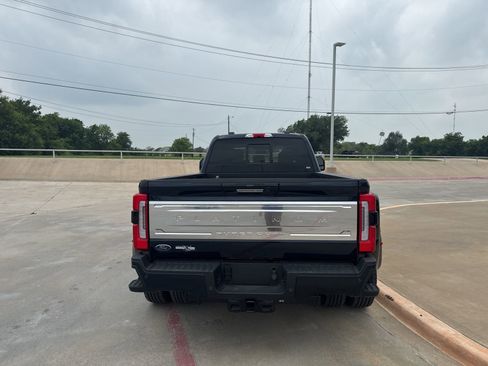 Used 2024 Ford F350 Platinum AWD/4WD image 6