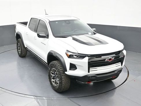New 2026 Chevrolet Colorado ZR2 w/ Technology Package AWD/4WD image 64