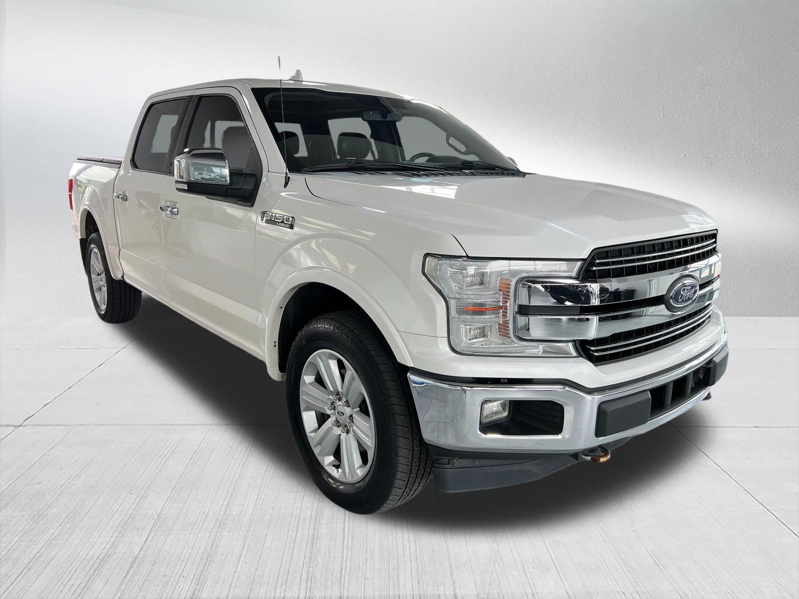 Used 2018 Ford F150 Lariat w/ Equipment Group 502A Luxury AWD/4WD image 3