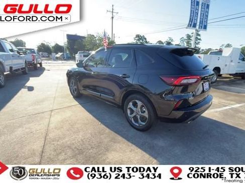 Used 2023 Ford Escape ST-Line w/ Tech Pack #1 FWD image 6