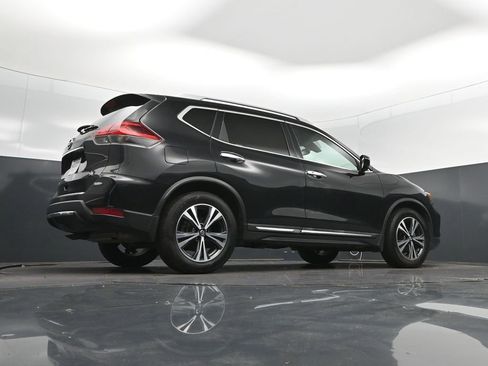 Used 2018 Nissan Rogue SL FWD image 42