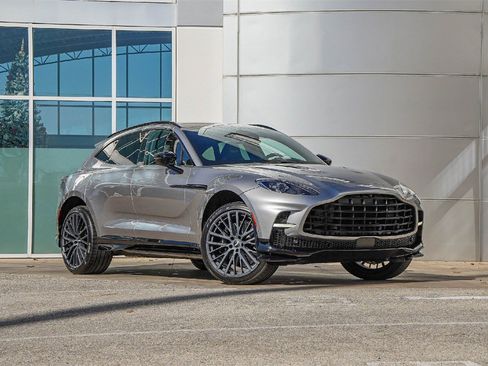 New 2026 Aston Martin DBX 707 image 1
