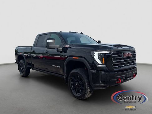 Used 2025 GMC Sierra 2500 AT4 w/ AT4 Premium Plus Package AWD/4WD image 8
