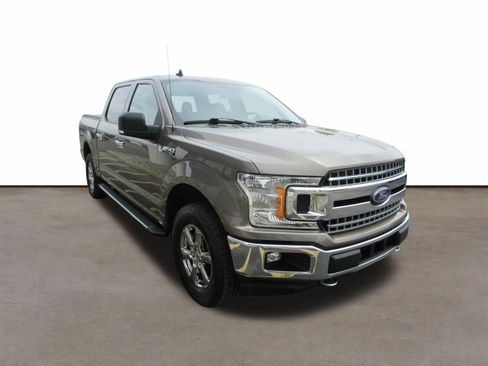 Used 2020 Ford F150 XLT w/ Equipment Group 302A Luxury AWD/4WD image 7