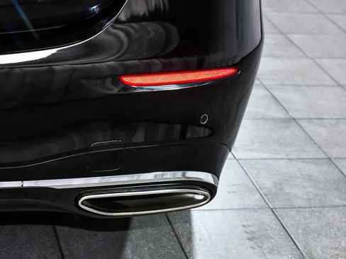 Used 2022 Mercedes-Benz S 500 4MATIC w/ AMG Line Package image 88