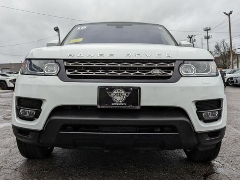 Used 2016 Land Rover Range Rover Sport SE image 4