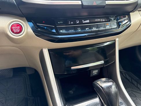 Used 2017 Honda Accord EX-L image 17