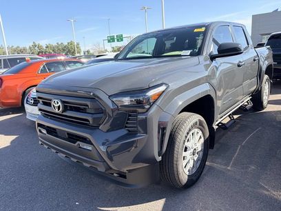 Used 2025 Toyota Tacoma SR5
