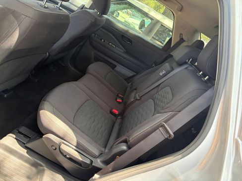 Used 2025 Nissan Pathfinder SV FWD image 28