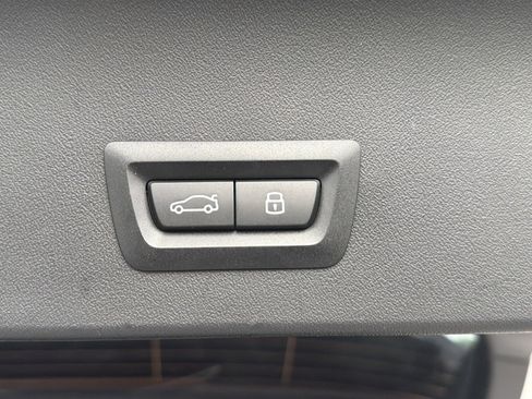 Certified 2025 BMW X3 xDrive30i image 12