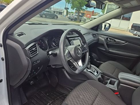 Used 2020 Nissan Rogue S AWD/4WD image 11