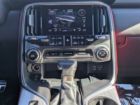 Used 2024 Lexus LX 600 F Sport image 17