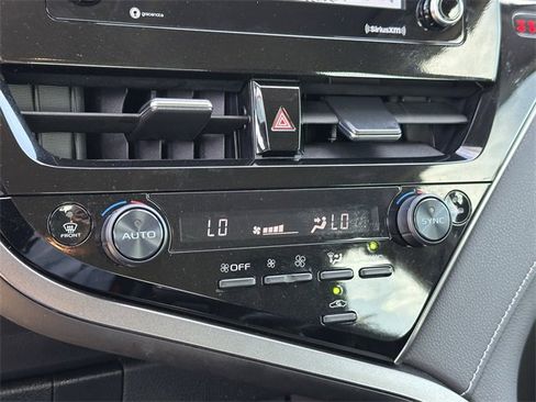 Certified 2023 Toyota Camry SE w/ Convenience Package image 19