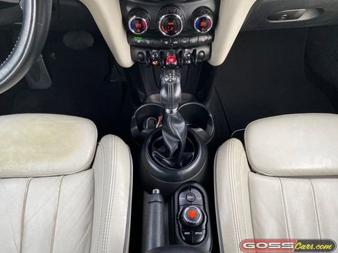 Used 2019 MINI Cooper Convertible w/ Signature Upholstery Package image 13