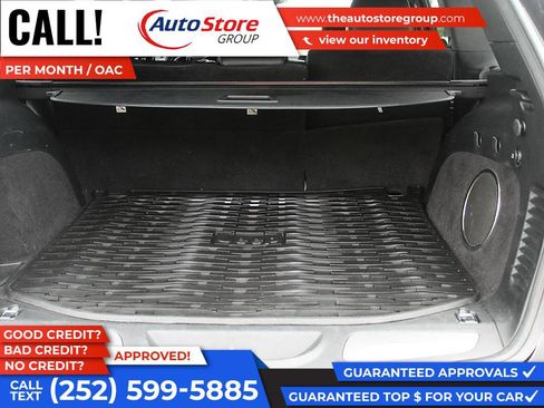 Used 2017 Jeep Grand Cherokee Overland AWD/4WD image 10