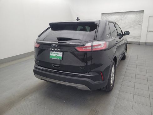 Used 2024 Ford Edge SEL image 7