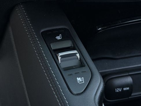 Used 2023 Kia Telluride SX image 16