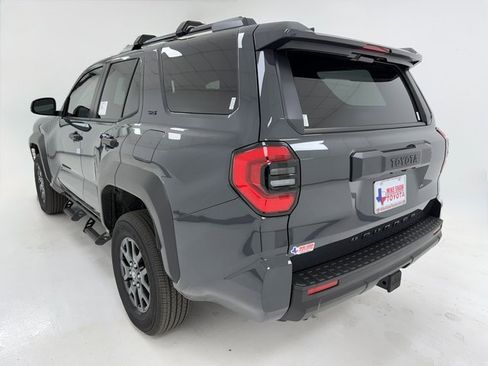 New 2026 Toyota 4Runner SR5 image 38