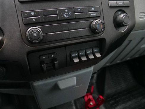 Used 2014 Ford F450 XL w/ Trailer-Tow Package image 23