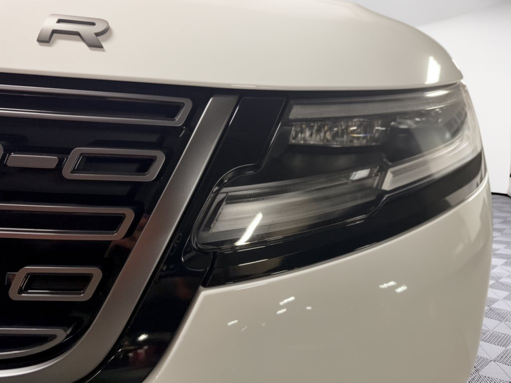 New 2026 Land Rover Range Rover Velar S AWD/4WD image 12
