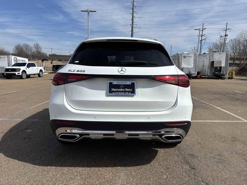 Used 2024 Mercedes-Benz GLC 300 image 5