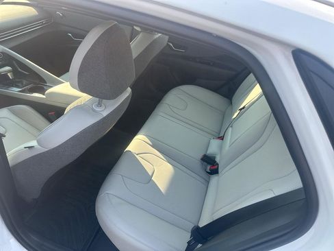 Used 2023 Hyundai Elantra Limited w/ Cargo Package image 16