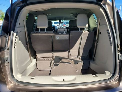 Certified 2018 Chrysler Pacifica Touring-L Plus image 30