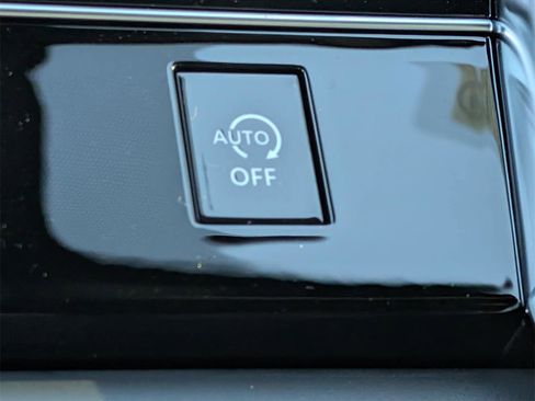 New 2026 Nissan Armada SL image 16