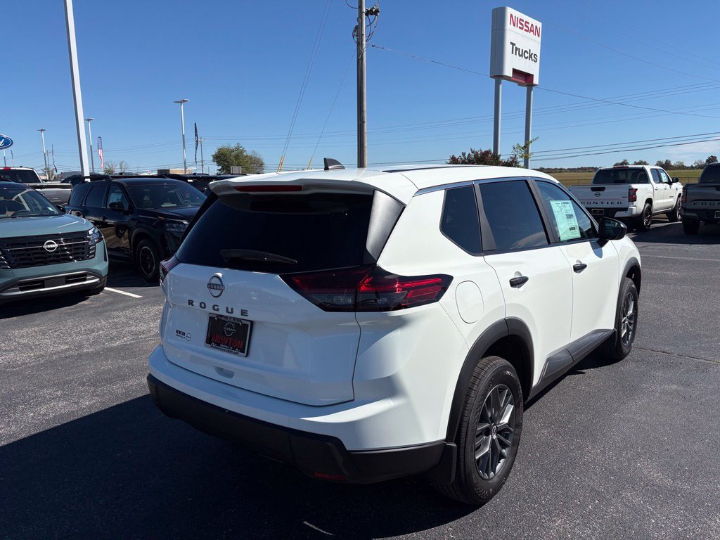 New 2027 Nissan Rogue S FWD image 4