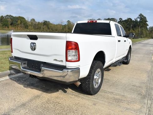 Used 2019 RAM 2500 Tradesman w/ Chrome Appearance Group image 4