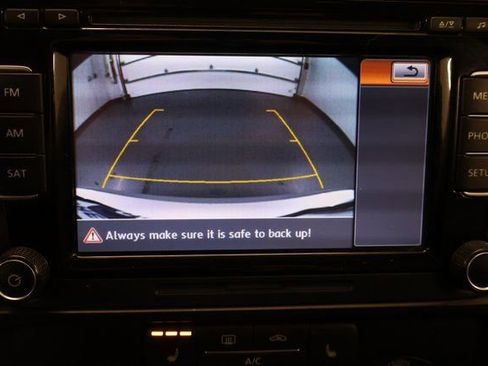 Used 2015 Volkswagen Jetta SE image 18