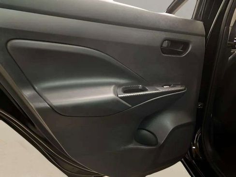 Used 2021 Nissan Versa S image 68