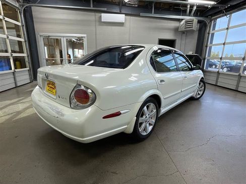 Used 2002 Nissan Maxima GLE image 5