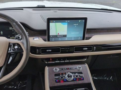 Used 2023 Lincoln Aviator Reserve w/ Equipment Group 201A AWD/4WD image 18