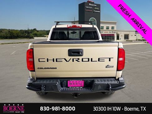 Used 2022 Chevrolet Colorado ZR2 w/ Colorado ZR2 Bison Edition AWD/4WD image 6