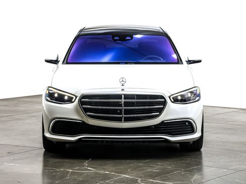 Certified 2022 Mercedes-Benz S 580 4MATIC Sedan image 5