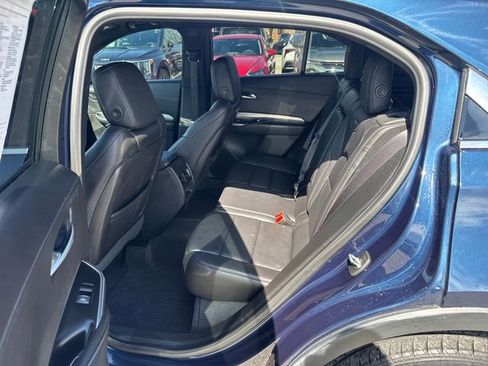 Used 2019 Cadillac XT4 Premium Luxury w/ Cold Weather Package image 15