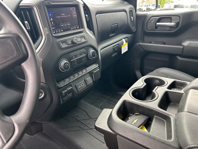 Used 2024 Chevrolet Silverado 1500 Custom w/ Turbomax Blackout Package AWD/4WD image 29