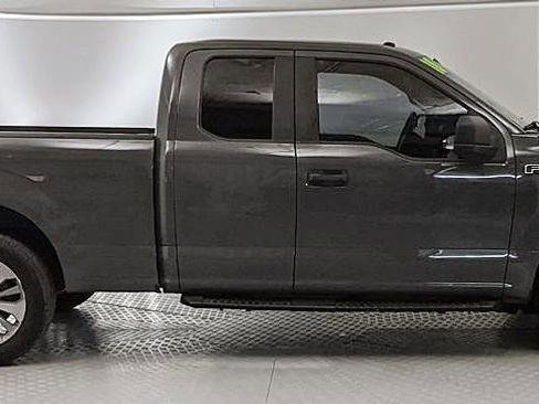 Used 2018 Ford F150 XL w/ Equipment Group 101A Mid image 2