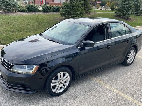 Used 2017 Volkswagen Jetta S FWD image 2