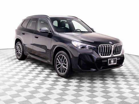 Used 2024 BMW X1 xDrive28i w/ M Sport Package AWD/4WD image 6